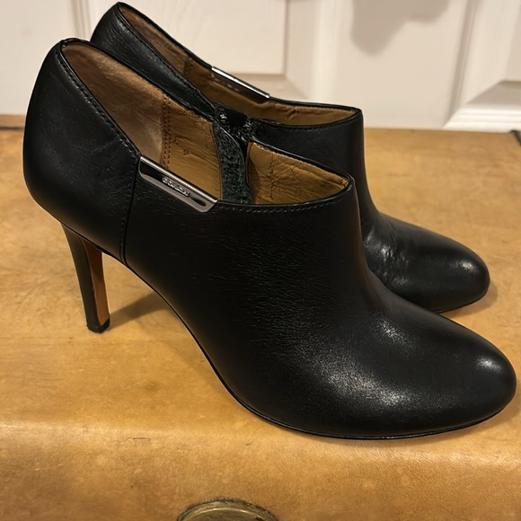 Coach high heel shoes boots booties size 6 black - Picture 3 of 10